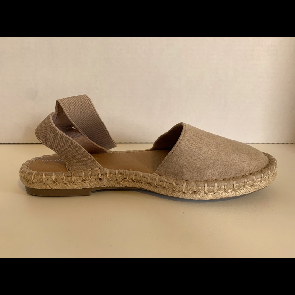 Madden Girl Nude Flats